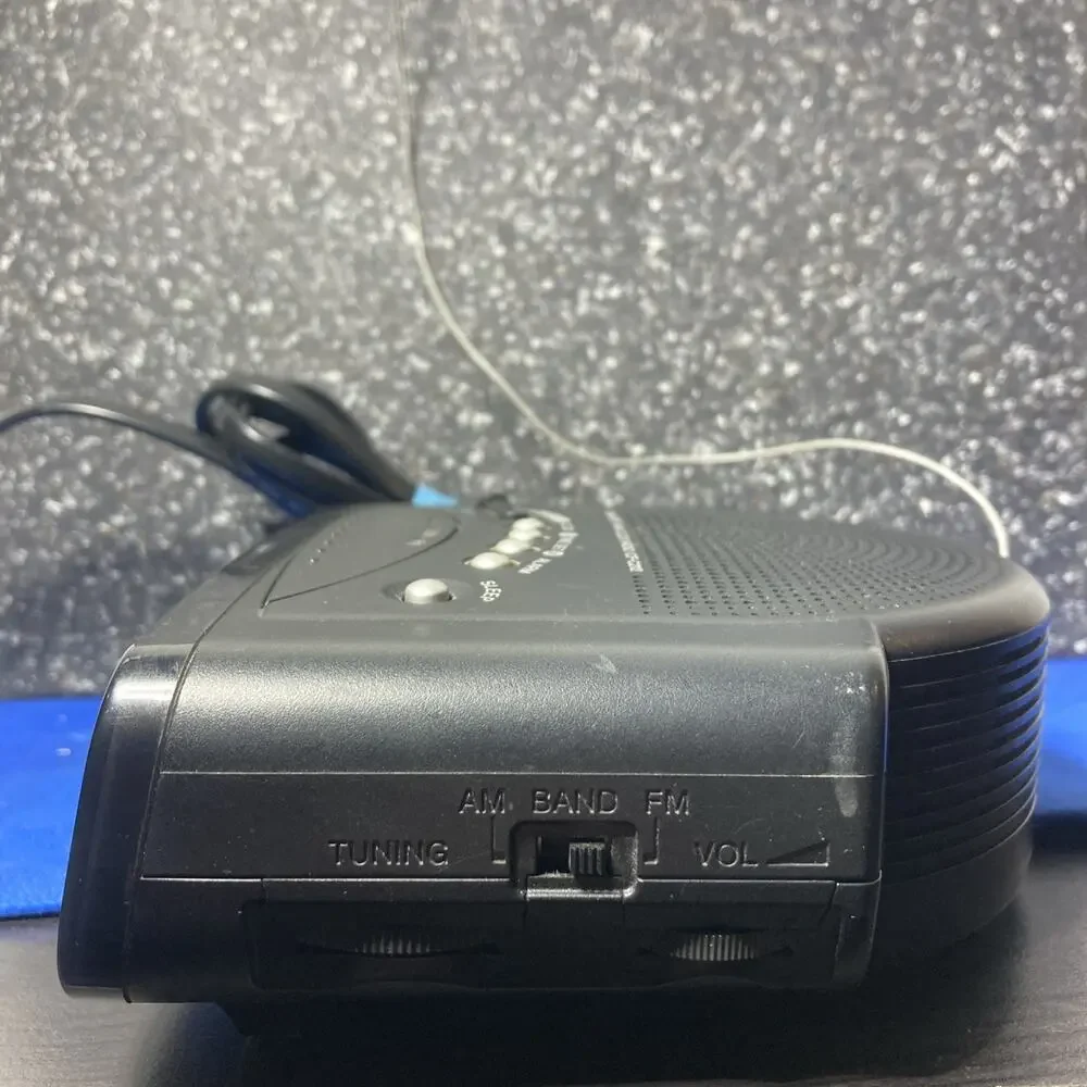 SONY ICF-C212 Dream Machine FM/AM LED Alarm Clock Radio Snooze Battery Backup